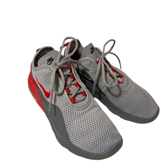 Nike Air Max Motion 2 Mens Red Grey Running Shoes in good conditions - Picture 2 of 12